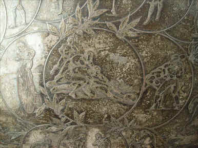 CloseCenter.JPG (122244 bytes)