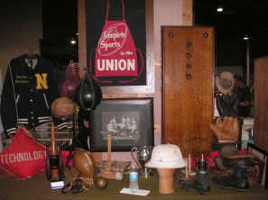 pict0310.jpg (270603 bytes)