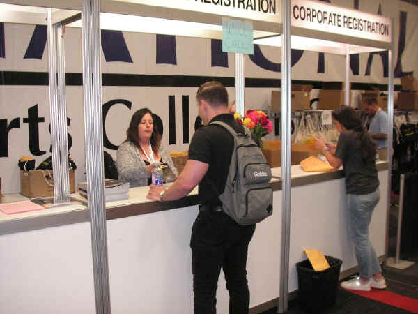 megan broggi.jpg (109440 bytes)