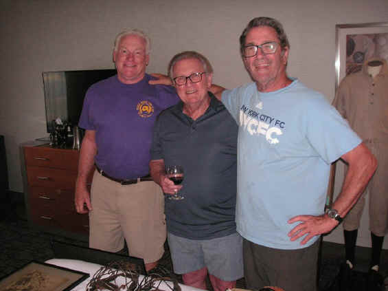 gallery 3 bills party night (7).jpg (97082 bytes)