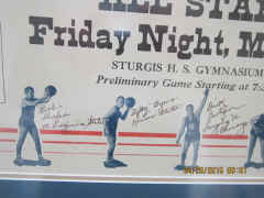 3 Player Sigs Close.JPG (248000 bytes)