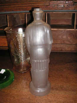 Back_900x1200.jpg (169354 bytes)