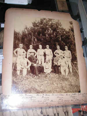 PICT2112_900x1200.jpg (190190 bytes)