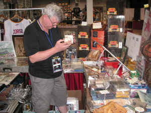 PICT2222_1200x900.jpg (248198 bytes)