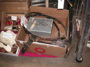 PICT2228_1200x900.jpg (215179 bytes)