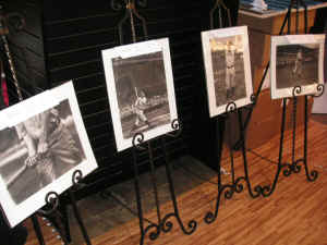 PICT2273_1200x900.jpg (196460 bytes)