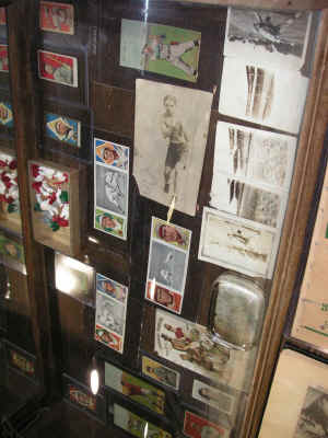 PICT2372_900x1200.jpg (190688 bytes)