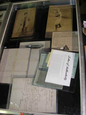 PICT2498_900x1200.jpg (152061 bytes)