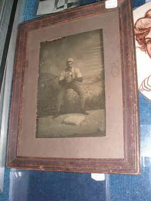 PICT2508_900x1200.jpg (179938 bytes)