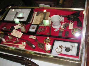 PICT4485_1200x900.jpg (216867 bytes)