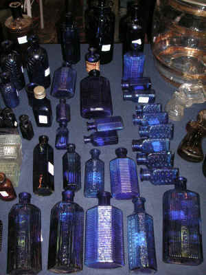 PICT4503_900x1200.jpg (236372 bytes)