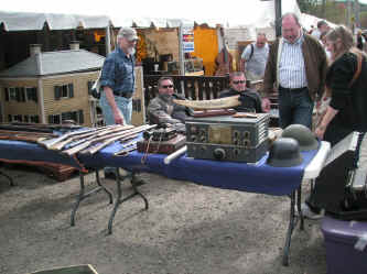 PICT0430_1200x900.jpg (242121 bytes)