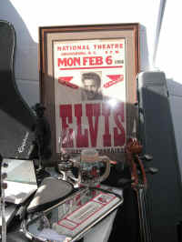 PICT9794_900x1200.jpg (164465 bytes)