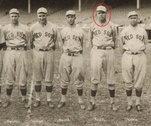 RuthRed_600x501.jpg (58246 bytes)